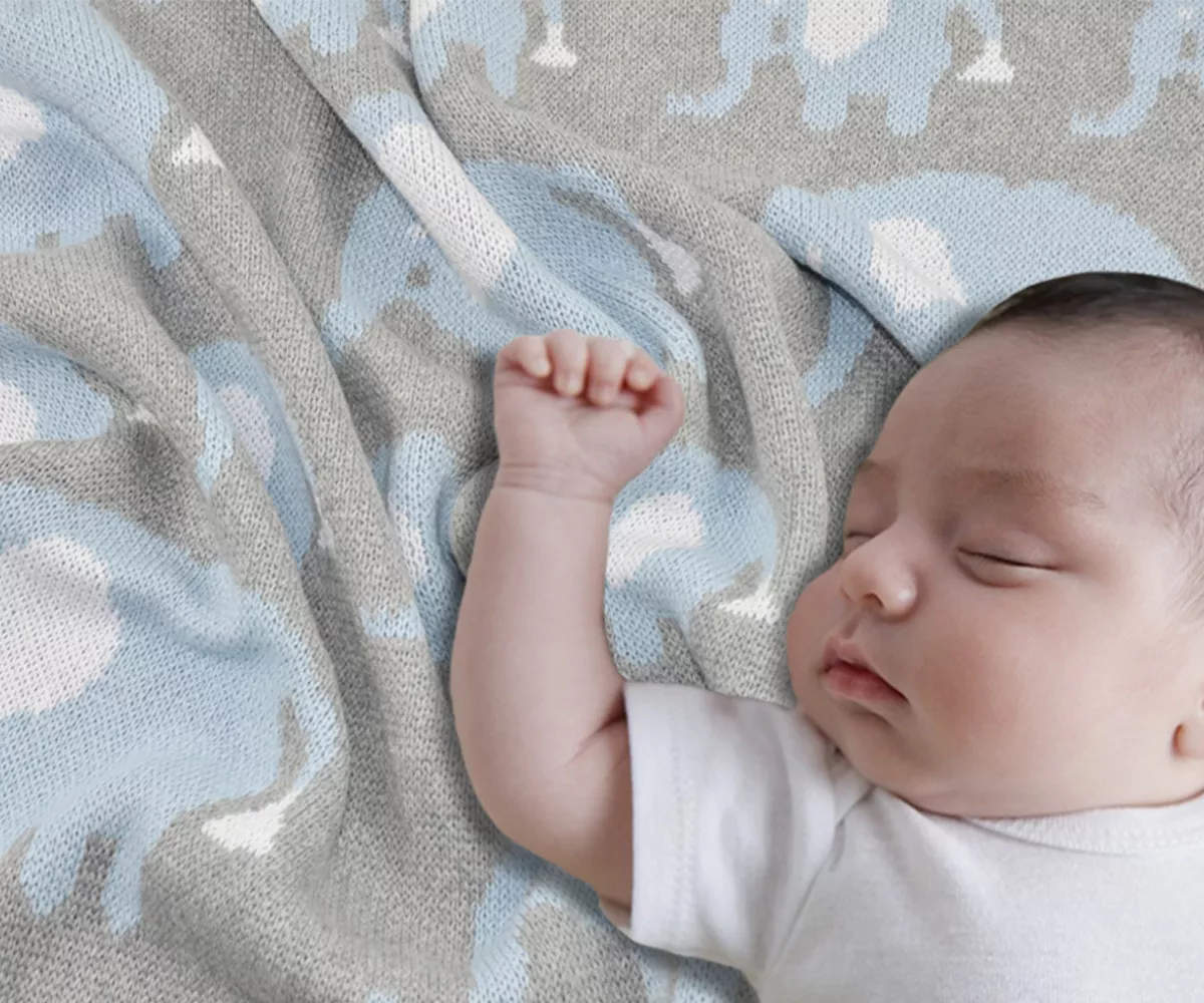 Бебешко плетено одеяло3