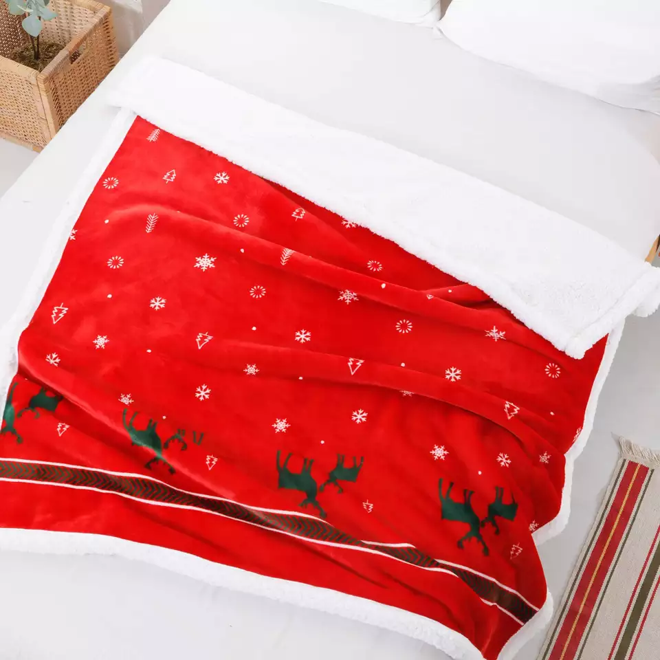 Kalėdinė dovana šventei, neaiškiai šilta, itin minkšta šerpos vilnos antklodė4