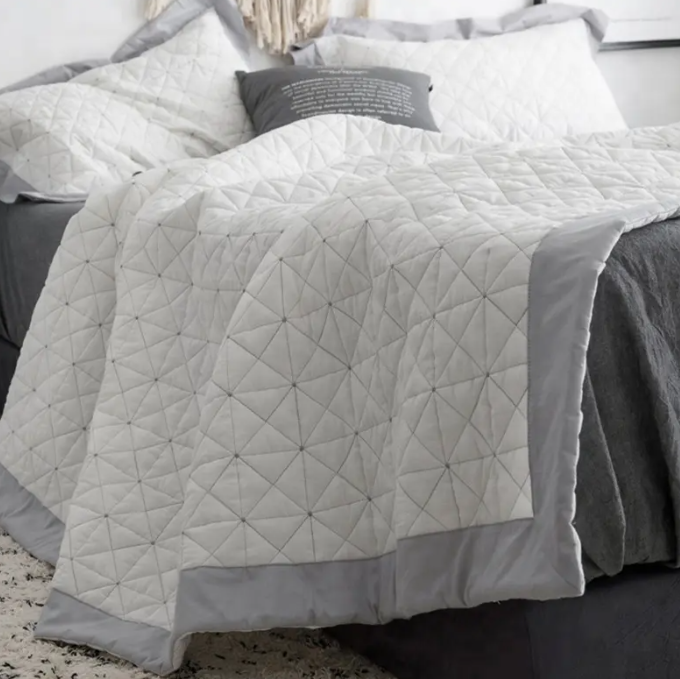 Plaide Fuarachaidh Àrd-inbhe 15 lbs Bambù airson Imcheist airson an t-Samhraidh (3)