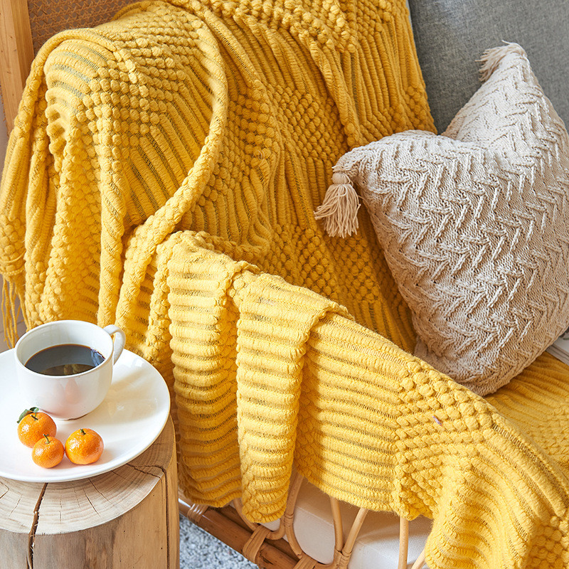 https://www.kuangsglobal.com/soft-lightweight-frędzle-custom-thin-baby-knitted-throw-blanket-product/