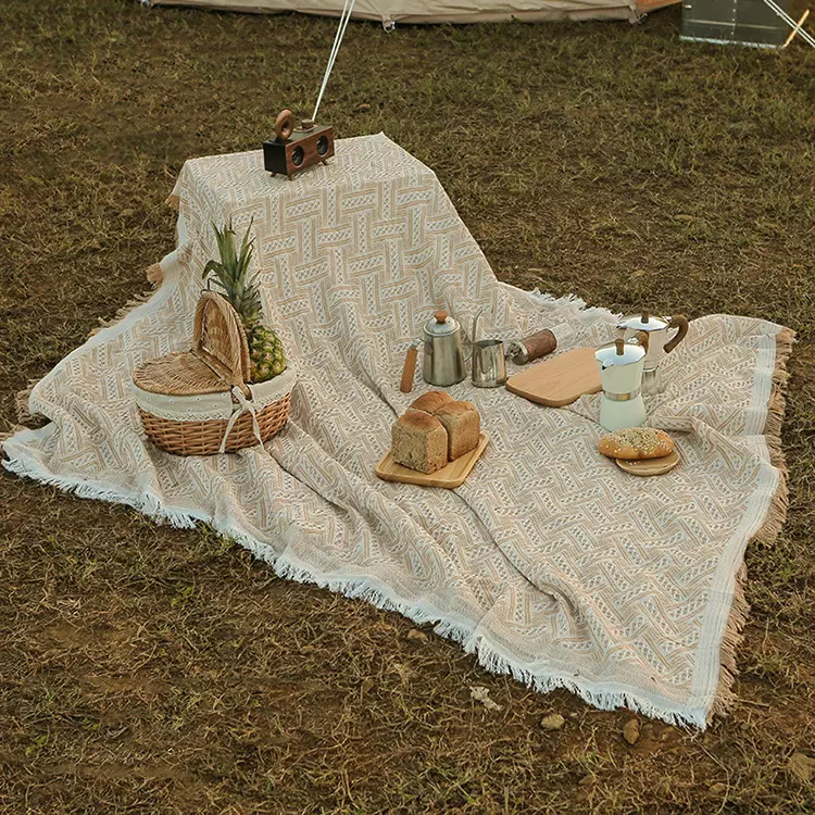 ʻO waho Vintage Green Camping Blanket Lawn Mat Portable Picnic Mat6