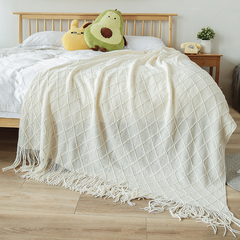 https://www.kuangsglobal.com/comfy-fuzzy-tassels-custom-baby-knitted-customized-throw-knit- Blanket-product/