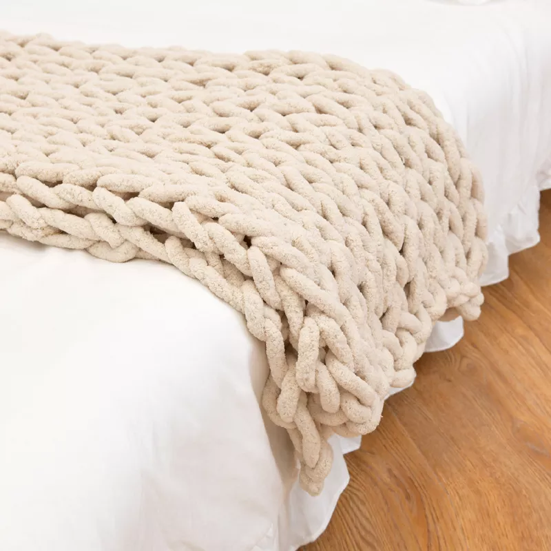 Luxury handmade Throw Blanket Customized Size Large Cable chunky Knit Soft crochet Chenille Blanket7